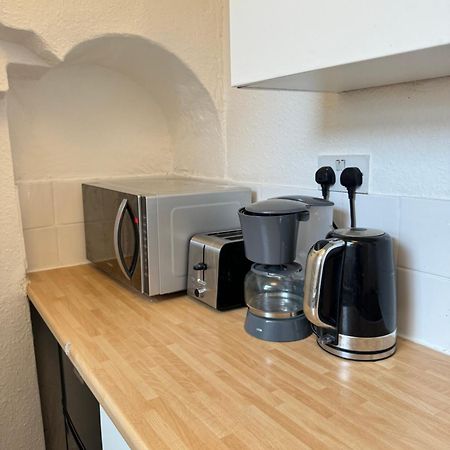 2 Bed Apt Sofa Bed Up To 6 Λονδίνο Εξωτερικό φωτογραφία