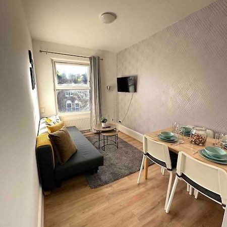2 Bed Apt Sofa Bed Up To 6 Λονδίνο Εξωτερικό φωτογραφία