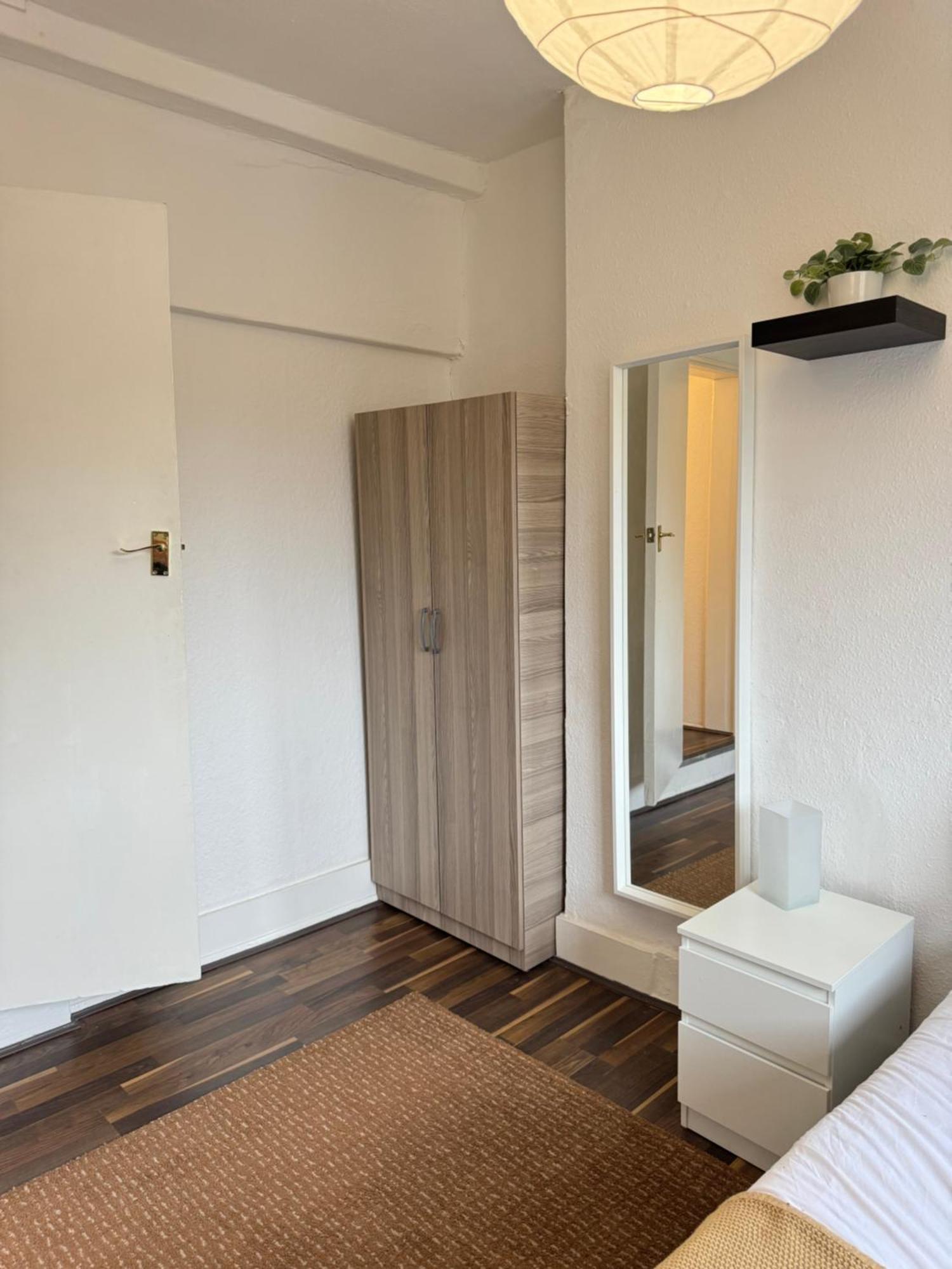 2 Bed Apt Sofa Bed Up To 6 Λονδίνο Εξωτερικό φωτογραφία