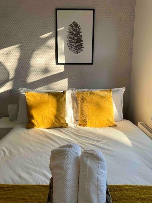 2 Bed Apt Sofa Bed Up To 6 Λονδίνο Εξωτερικό φωτογραφία