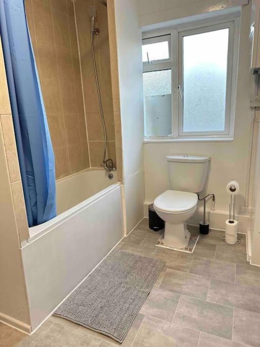 2 Bed Apt Sofa Bed Up To 6 Λονδίνο Εξωτερικό φωτογραφία